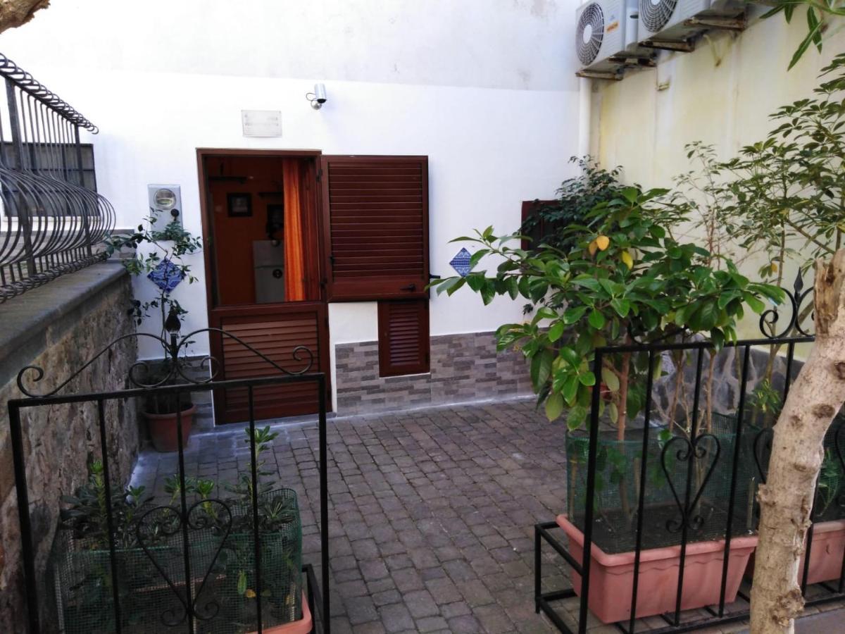 Appartamento Asia Lipari  Buitenkant foto